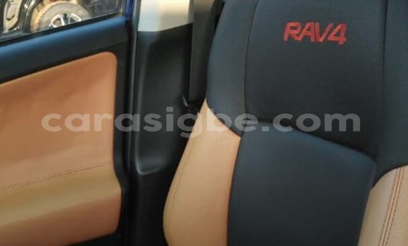 Buy Used Toyota RAV4 Blue Car in Lome in Togo Buy Used Toyota RAV4 Blue Car in Lome in Togo