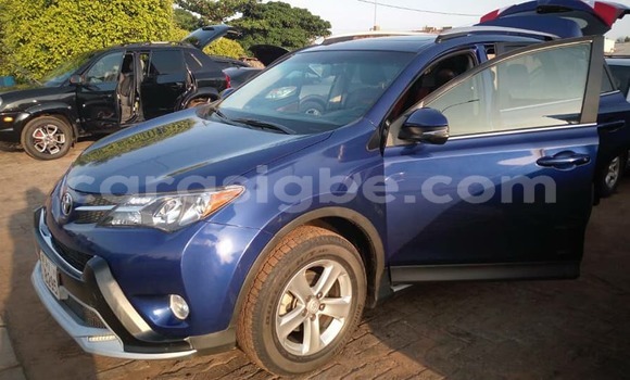 Buy Used Toyota RAV4 Blue Car in Lome in Togo Buy Used Toyota RAV4 Blue Car in Lome in Togo