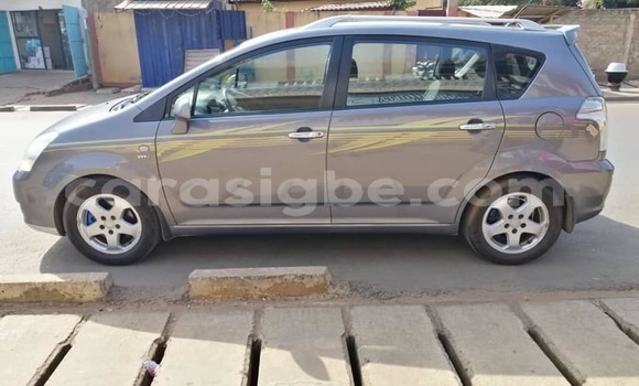 Buy Used Toyota Corolla Verso Other Car in Adawlato in Togo Buy Used Toyota Corolla Verso Other Car in Adawlato in Togo
