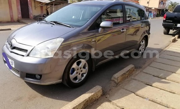 Buy Used Toyota Corolla Verso Other Car in Adawlato in Togo Buy Used Toyota Corolla Verso Other Car in Adawlato in Togo