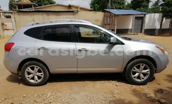 Buy Used Nissan Rogue Silver Car in Adawlato in Togo Buy Used Nissan Rogue Silver Car in Adawlato in Togo