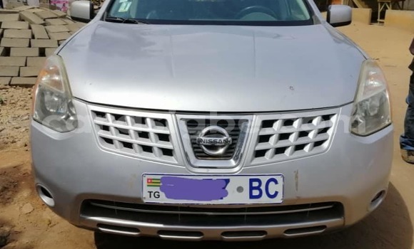 Buy Used Nissan Rogue Silver Car in Adawlato in Togo Buy Used Nissan Rogue Silver Car in Adawlato in Togo
