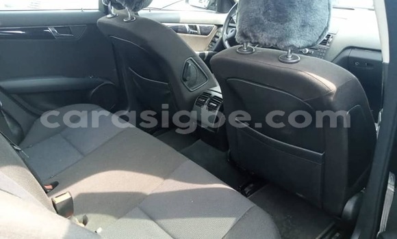 Buy Used Mercedes‒Benz C–Class Silver Car in Adawlato in Togo Buy Used Mercedes‒Benz C–Class Silver Car in Adawlato in Togo