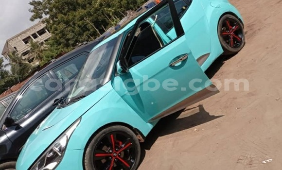 Buy Used Hyundai Veloster Blue Car in Adawlato in Togo Buy Used Hyundai Veloster Blue Car in Adawlato in Togo