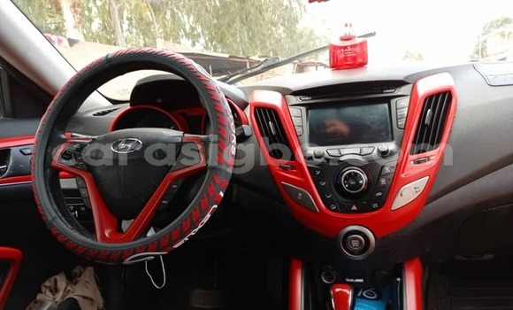 Buy Used Hyundai Veloster Blue Car in Adawlato in Togo Buy Used Hyundai Veloster Blue Car in Adawlato in Togo