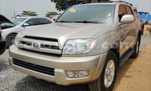 Buy Used Toyota 4Runner Brown Car in Adawlato in Togo Buy Used Toyota 4Runner Brown Car in Adawlato in Togo