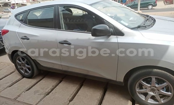 Buy Used Hyundai Tucson Silver Car in Adawlato in Togo Buy Used Hyundai Tucson Silver Car in Adawlato in Togo