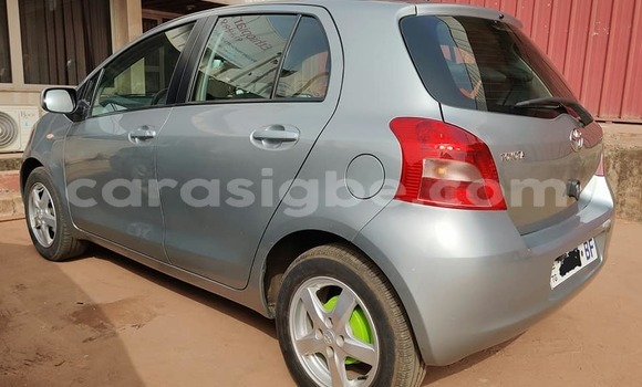 Buy Used Toyota Yaris Silver Car in Adawlato in Togo Buy Used Toyota Yaris Silver Car in Adawlato in Togo