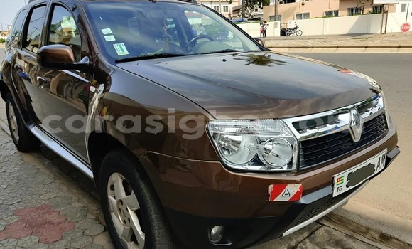Buy Used Renault Duster Brown Car in Adawlato in Togo Buy Used Renault Duster Brown Car in Adawlato in Togo