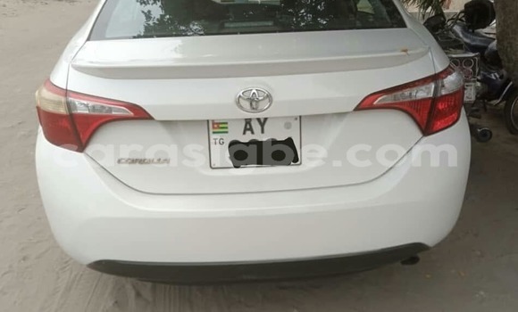 Buy Used Toyota Corolla White Car in Adawlato in Togo Buy Used Toyota Corolla White Car in Adawlato in Togo