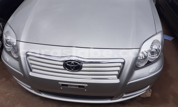 Acheter Import Voiture Toyota Avensis Beige à Lomé, Maritime Acheter Import Voiture Toyota Avensis Beige à Lomé, Maritime