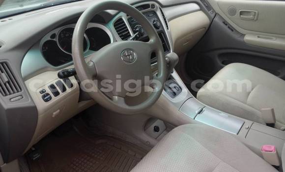 Buy Used Toyota Highlander Silver Car in Lome in Togo Buy Used Toyota Highlander Silver Car in Lome in Togo