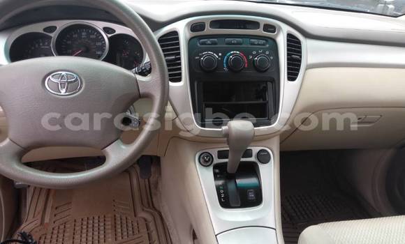 Buy Used Toyota Highlander Silver Car in Lome in Togo Buy Used Toyota Highlander Silver Car in Lome in Togo