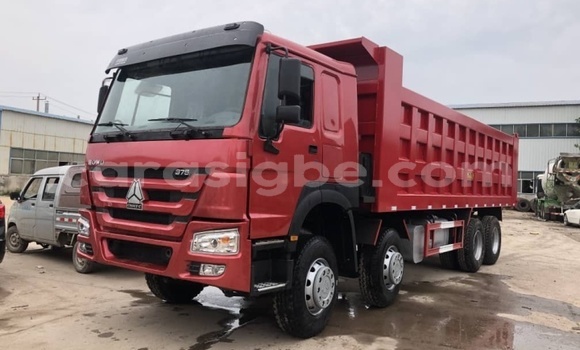 Medium with watermark iveco cargo maritime lome 5887