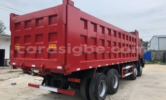 Acheter Occasion Utilitaire Iveco Cargo Rouge à Lomé, Maritime Acheter Occasion Utilitaire Iveco Cargo Rouge à Lomé, Maritime