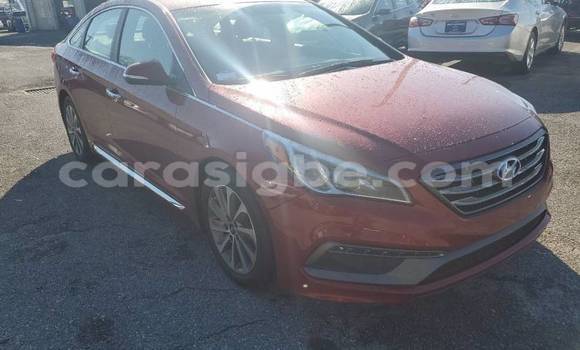 Acheter Import Voiture Hyundai Sonata Rouge à Lomé, Togo Acheter Import Voiture Hyundai Sonata Rouge à Lomé, Togo