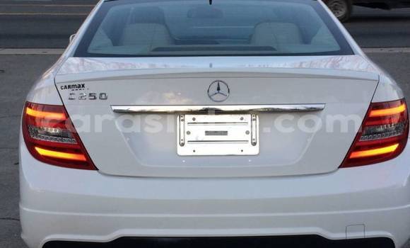 Buy Import Mercedes‒Benz C–Class White Car in Lome in Togo Buy Import Mercedes‒Benz C–Class White Car in Lome in Togo