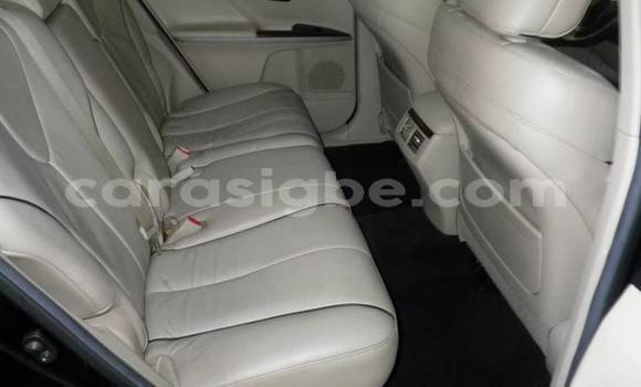 Acheter Import Voiture Toyota Venza Noir à Lomé, Togo Acheter Import Voiture Toyota Venza Noir à Lomé, Togo