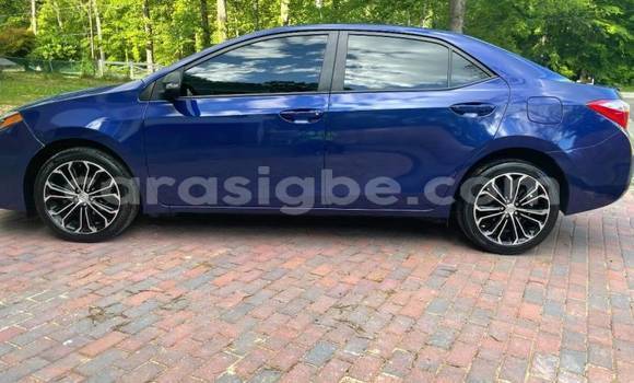 Acheter Import Voiture Toyota Corolla Bleu à Lomé, Maritime Acheter Import Voiture Toyota Corolla Bleu à Lomé, Maritime