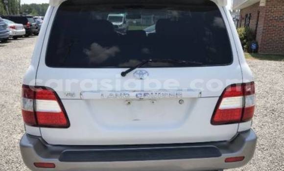 Buy Import Toyota Land Cruiser White Car in Agbelouve in Maritime Buy Import Toyota Land Cruiser White Car in Agbelouve in Maritime
