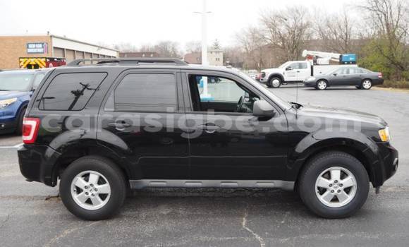 Buy Import Ford Escape Black Car in Amlamé in Togo Buy Import Ford Escape Black Car in Amlamé in Togo