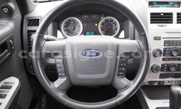 Buy Import Ford Escape Black Car in Amlamé in Togo Buy Import Ford Escape Black Car in Amlamé in Togo