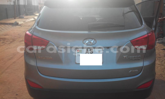 Buy Used Hyundai Tucson Silver Car in Lome in Togo Buy Used Hyundai Tucson Silver Car in Lome in Togo