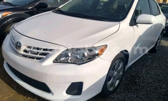 Buy Used Toyota Corolla White Car in Lome in Maritime Buy Used Toyota Corolla White Car in Lome in Maritime