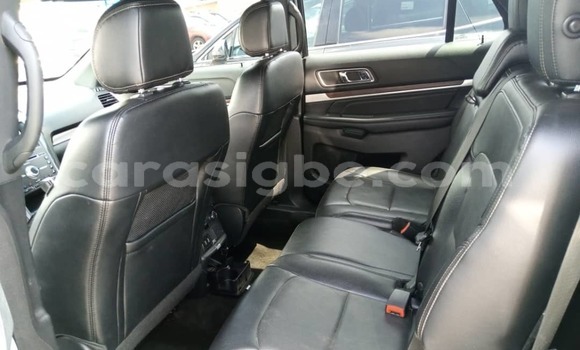 Acheter Occasion Voiture Ford Explorer Autre à Lomé, Togo Acheter Occasion Voiture Ford Explorer Autre à Lomé, Togo