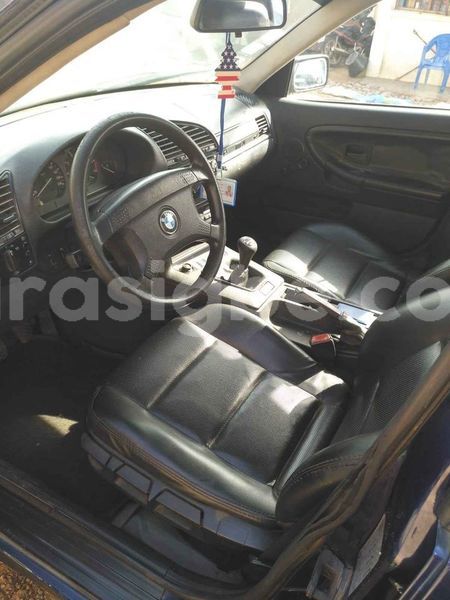 Big with watermark bmw 3 series togo lome 5998