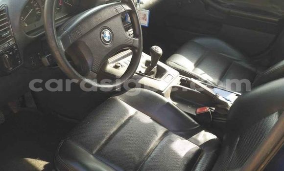 Buy Used BMW 3–Series Blue Car in Lome in Togo Buy Used BMW 3–Series Blue Car in Lome in Togo