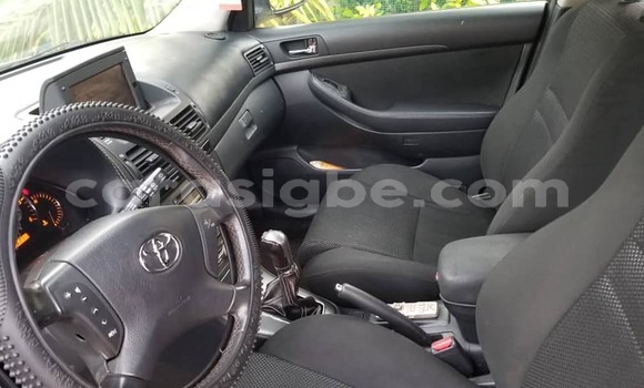 Buy Used Toyota Avensis Silver Car in Lome in Togo Buy Used Toyota Avensis Silver Car in Lome in Togo