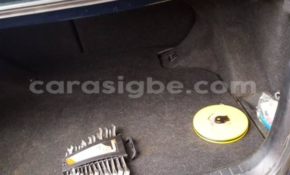 Buy Used Toyota Avensis Blue Car in Lome in Togo Buy Used Toyota Avensis Blue Car in Lome in Togo