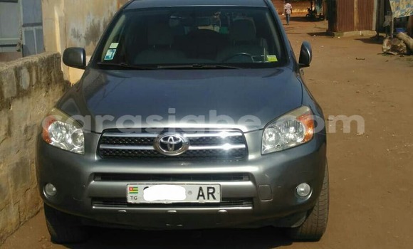 Buy Used Toyota RAV4 Silver Car in Lome in Togo Buy Used Toyota RAV4 Silver Car in Lome in Togo