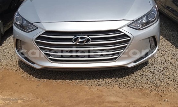 Buy Used Hyundai Elantra Silver Car in Lome in Togo Buy Used Hyundai Elantra Silver Car in Lome in Togo