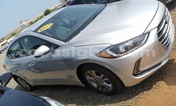 Buy Used Hyundai Elantra Silver Car in Lome in Togo Buy Used Hyundai Elantra Silver Car in Lome in Togo