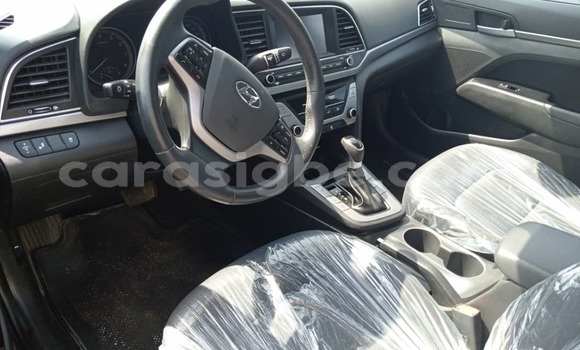 Buy Used Hyundai Elantra Silver Car in Lome in Togo Buy Used Hyundai Elantra Silver Car in Lome in Togo