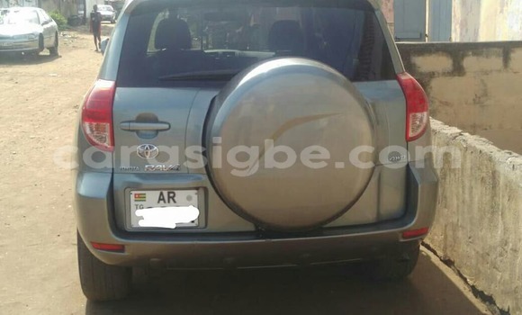 Buy Used Toyota RAV4 Silver Car in Lome in Togo Buy Used Toyota RAV4 Silver Car in Lome in Togo