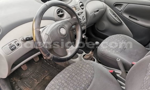 Buy Used Toyota Yaris Blue Car in Lome in Togo Buy Used Toyota Yaris Blue Car in Lome in Togo