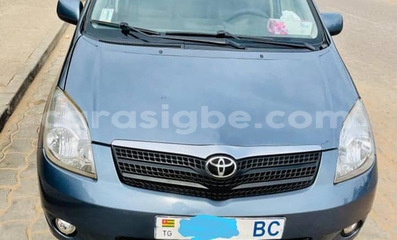 Buy Used Toyota Verso Blue Car in Lome in Togo Buy Used Toyota Verso Blue Car in Lome in Togo