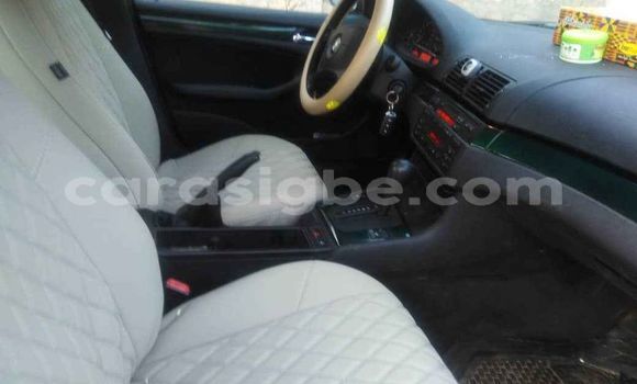 Buy Used BMW E46 Green Car in Lome in Togo Buy Used BMW E46 Green Car in Lome in Togo