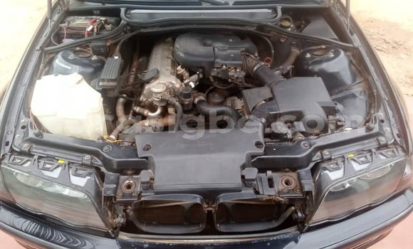Buy Used BMW E46 Black Car in Lome in Togo Buy Used BMW E46 Black Car in Lome in Togo