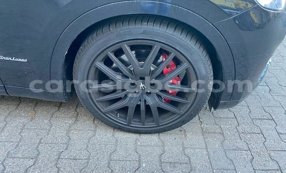 Acheter Occasion Voiture Maserati Levante Noir à Lomé, Togo Acheter Occasion Voiture Maserati Levante Noir à Lomé, Togo