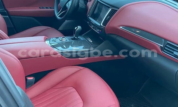 Acheter Occasion Voiture Maserati Levante Noir à Lomé, Togo Acheter Occasion Voiture Maserati Levante Noir à Lomé, Togo