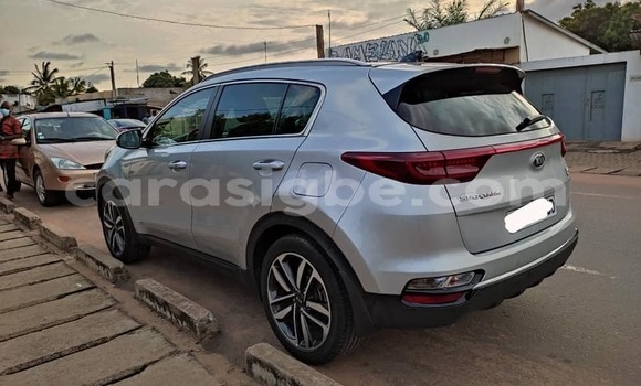 Acheter Occasion Voiture Kia Sportage Blanc à Lomé, Togo Acheter Occasion Voiture Kia Sportage Blanc à Lomé, Togo