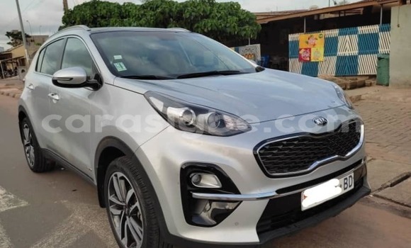 Acheter Occasion Voiture Kia Sportage Blanc à Lomé, Togo Acheter Occasion Voiture Kia Sportage Blanc à Lomé, Togo