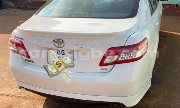 Acheter Occasion Voiture Toyota Camry Blanc à Lomé, Togo Acheter Occasion Voiture Toyota Camry Blanc à Lomé, Togo