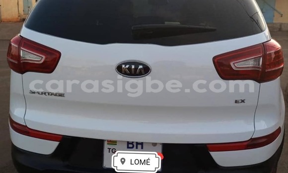 Buy Used Kia Sportage White Car in Lome in Togo Buy Used Kia Sportage White Car in Lome in Togo
