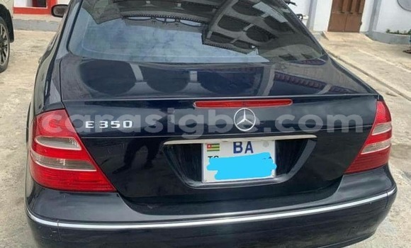 Buy Used Mercedes-Benz E-Classe Black Car in Lome in Togo Buy Used Mercedes-Benz E-Classe Black Car in Lome in Togo