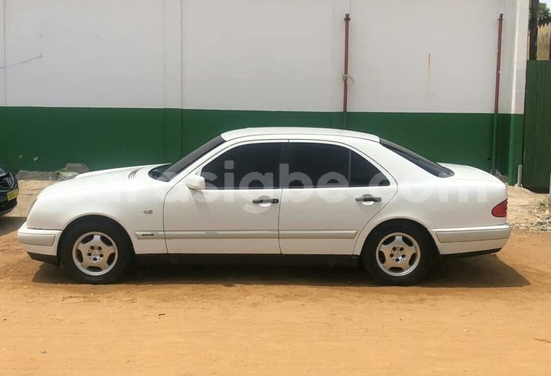 Big with watermark mercedes benz e classe togo lome 6082